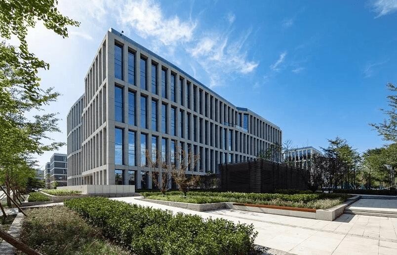 學(xué)?？照{(diào)控制系統(tǒng)